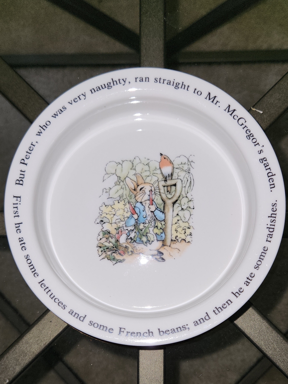 NWT Vintage Wedgewood Peter Rabbit Original Porringer